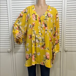 NWOT Rose + Olive Plus Size Floral V-Neck Women's Top Size 3X